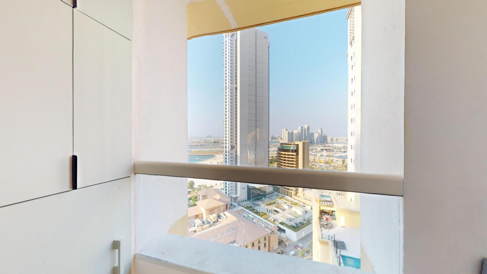 Murjan 2 - Upgraded With Partial Sea View Apartment